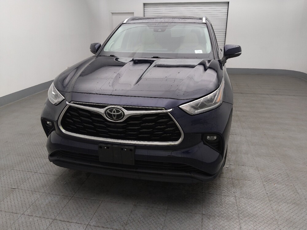 2020 Toyota Highlander in St. Louis, MO 63136 - 18071799 15