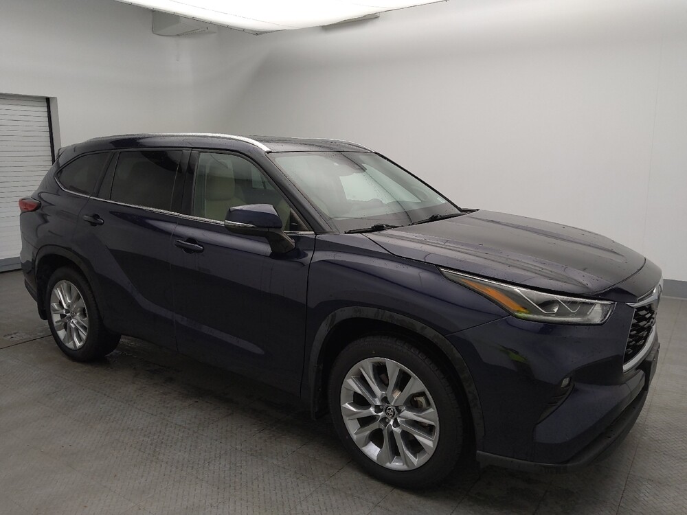 2020 Toyota Highlander in St. Louis, MO 63136 - 18071799 11