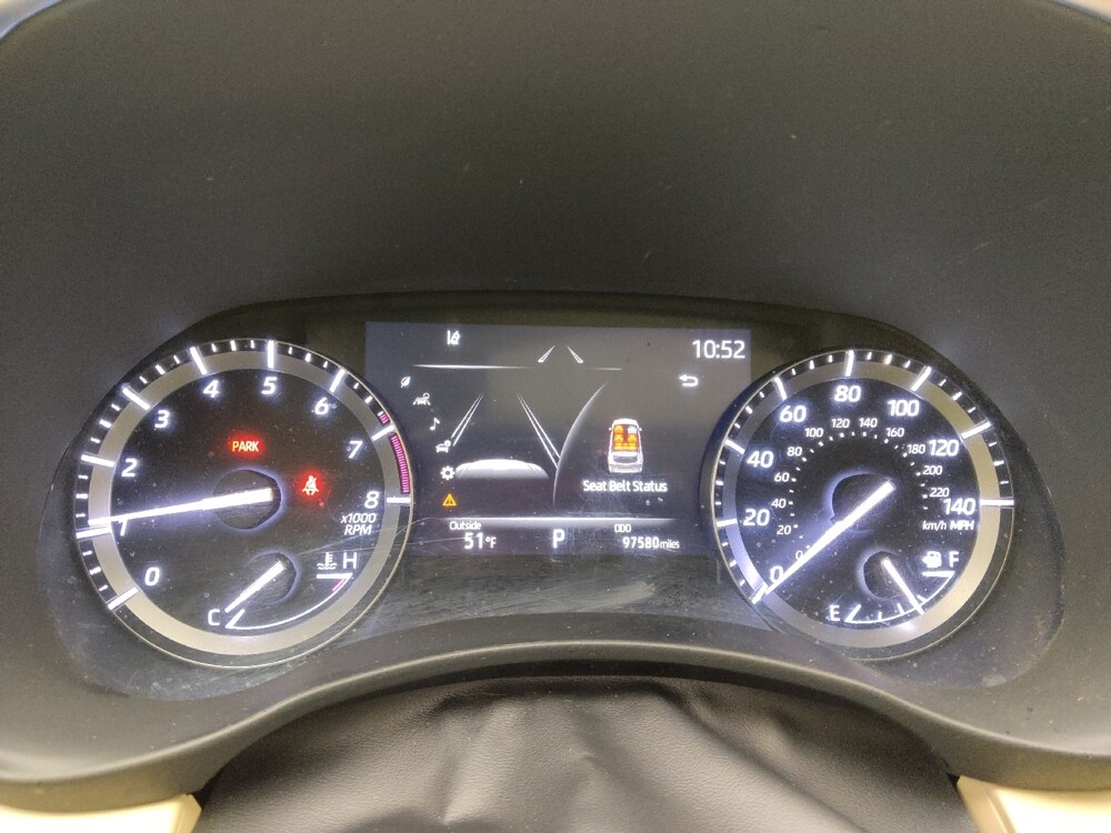 2020 Toyota Highlander in St. Louis, MO 63136 - 18071799 23