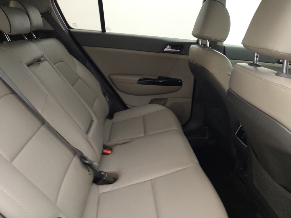 2019 Kia Sportage in Houston, TX 77034 - 18071801 19