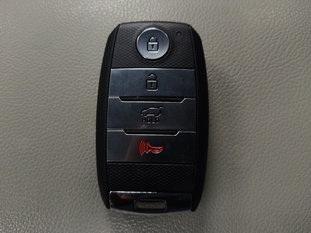 2019 Kia Sportage in Houston, TX 77034 - 18071801 32