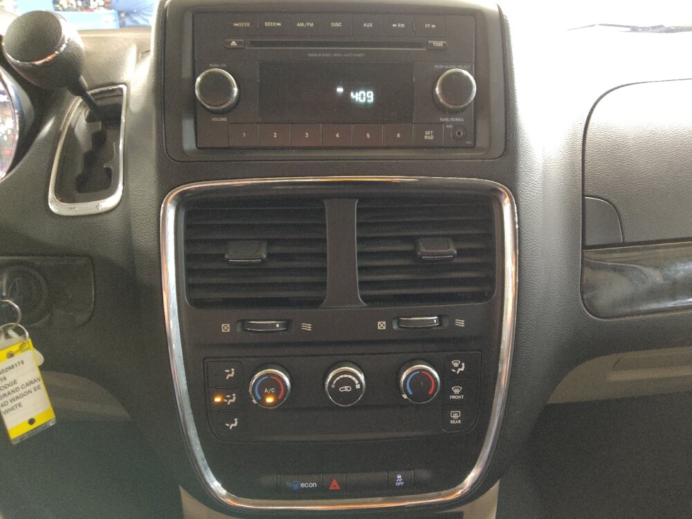 2016 Dodge Grand Caravan in Lubbock, TX 79424 - 18071830 25