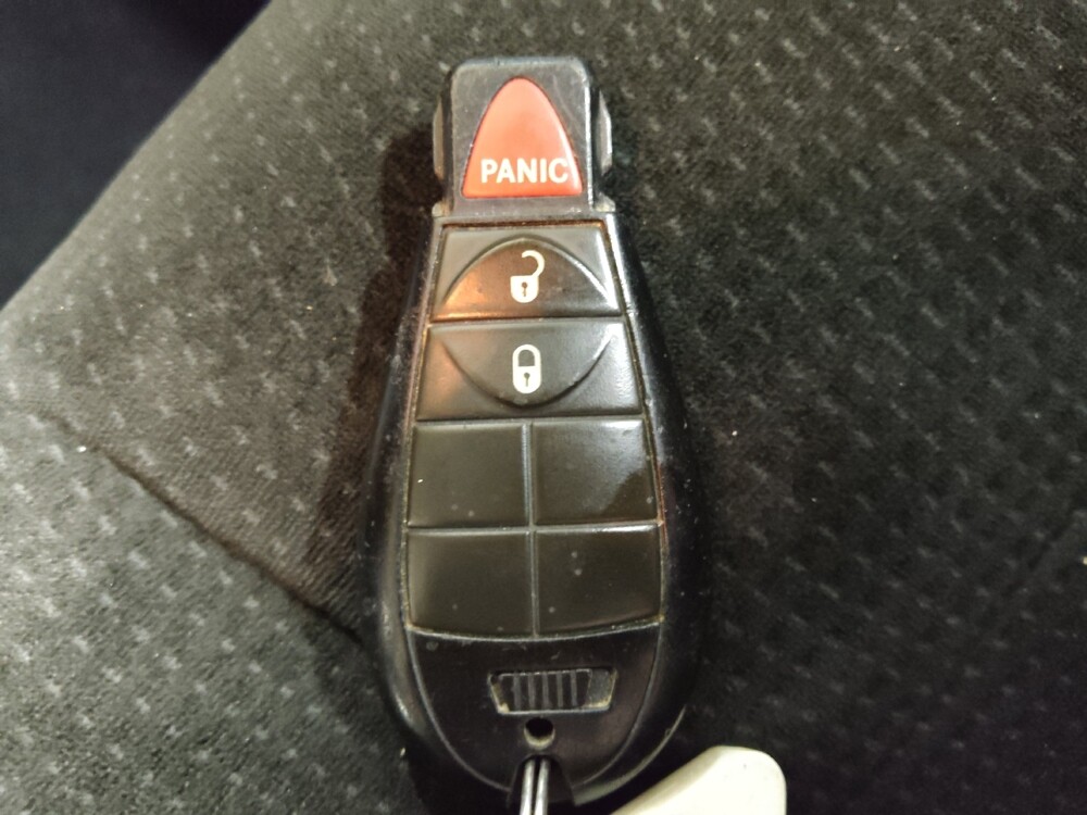 2016 Dodge Grand Caravan in Lubbock, TX 79424 - 18071830 32