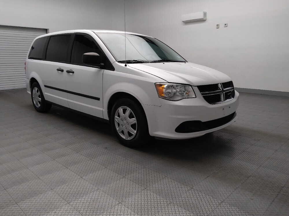 2016 Dodge Grand Caravan in Lubbock, TX 79424 - 18071830 13