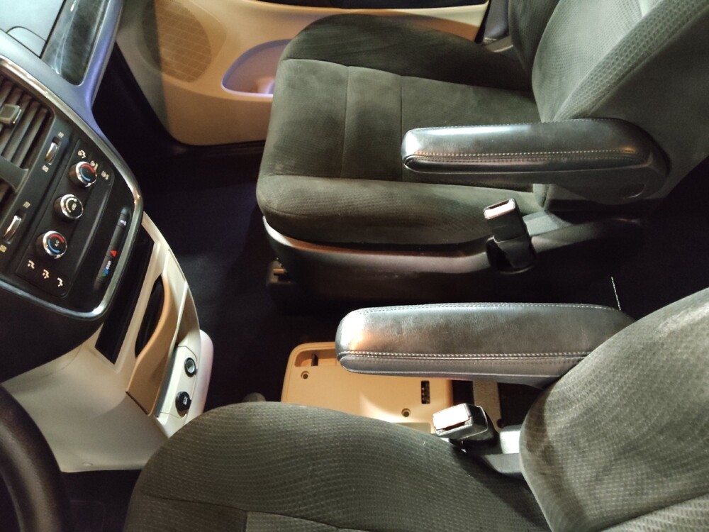 2016 Dodge Grand Caravan in Lubbock, TX 79424 - 18071830 26