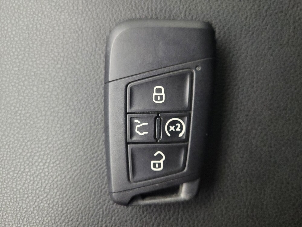 2021 Volkswagen Atlas in Round Rock, TX 78664 - 18071837 32