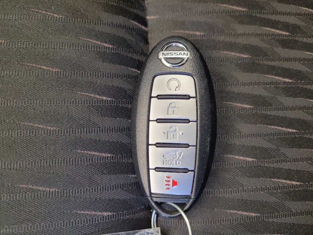 2018 Nissan Rogue in Lexington, KY 40509 - 18071841 32