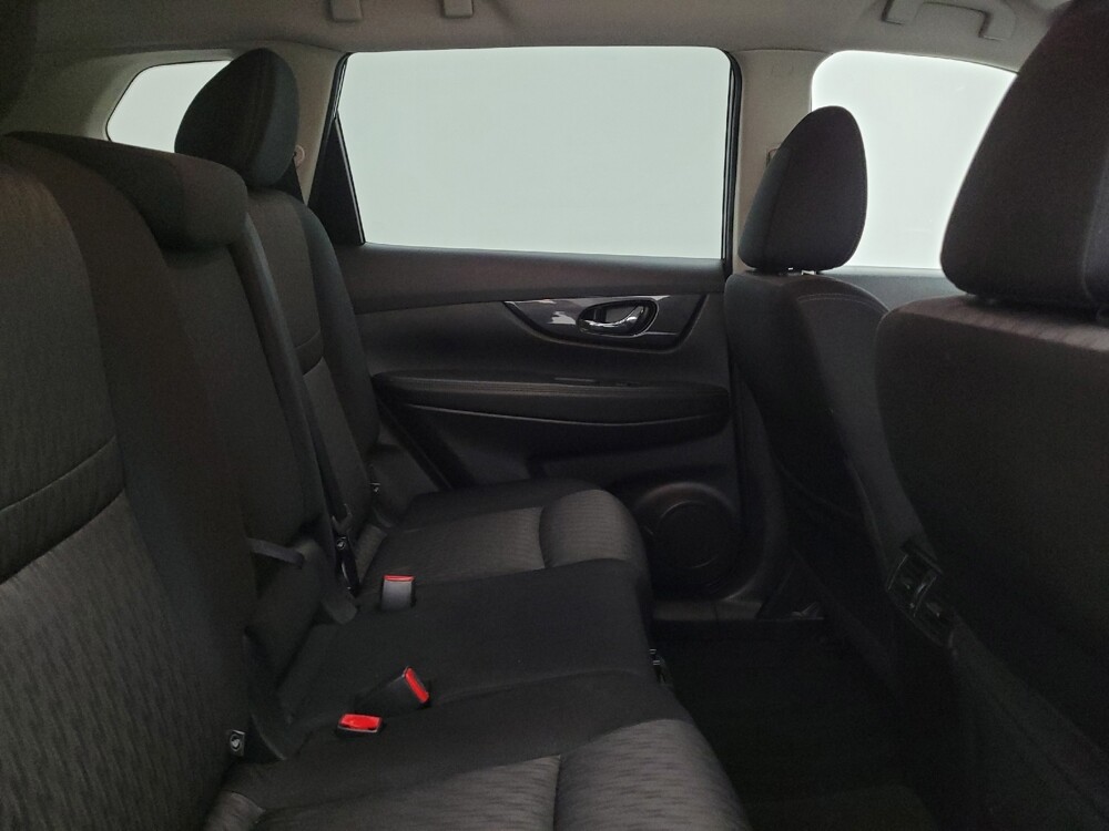 2018 Nissan Rogue in Lexington, KY 40509 - 18071841 19