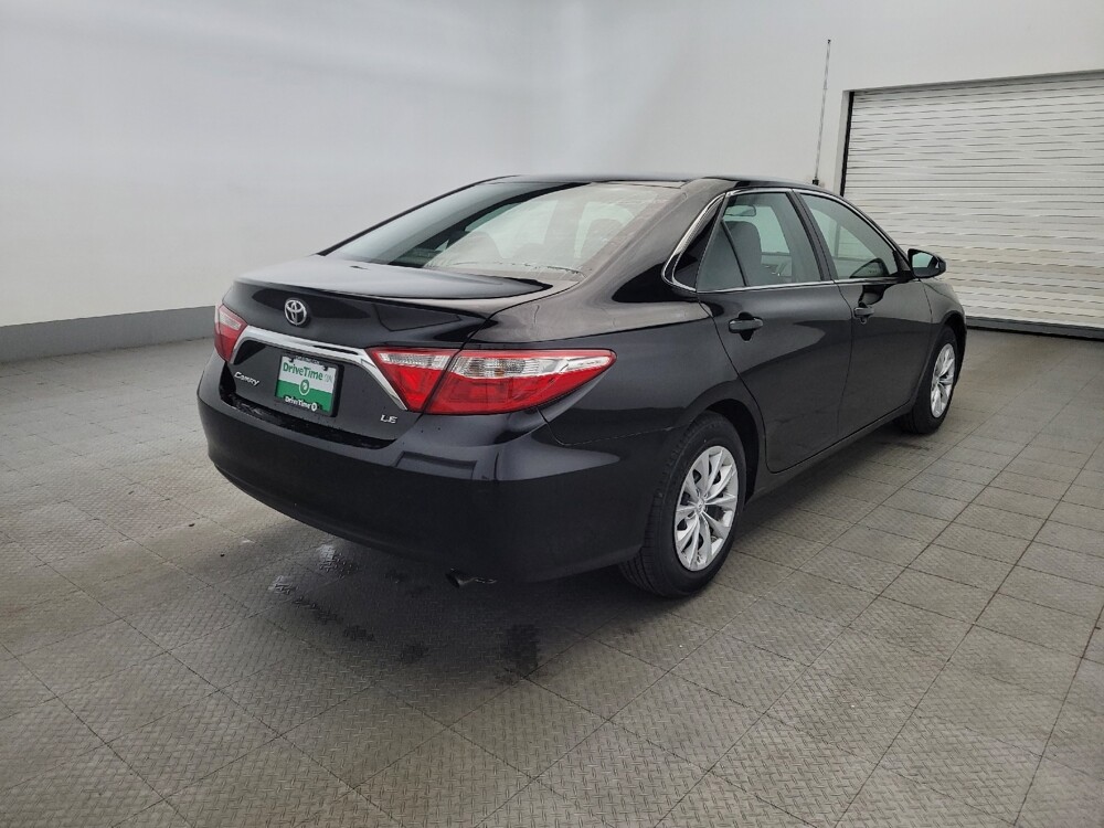2017 Toyota Camry in Newport News, VA 23601 - 18071842 9