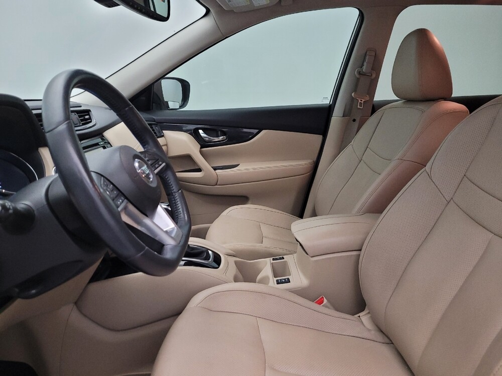 2017 Nissan Rogue in Glendale, AZ 85301 - 18071873 17