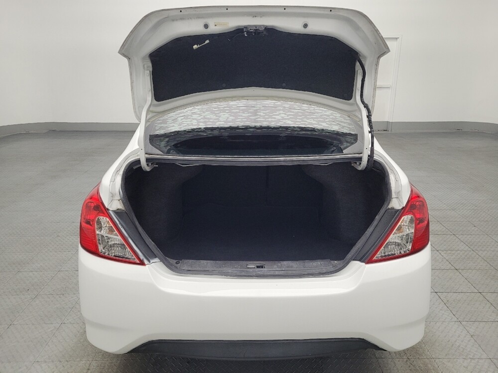 2018 Nissan Versa in Gainesville, FL 32609 - 18071910 29