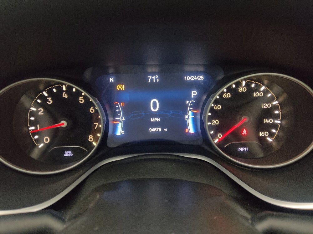 2018 Jeep Compass in Orlando, FL 32808 - 18071935 23