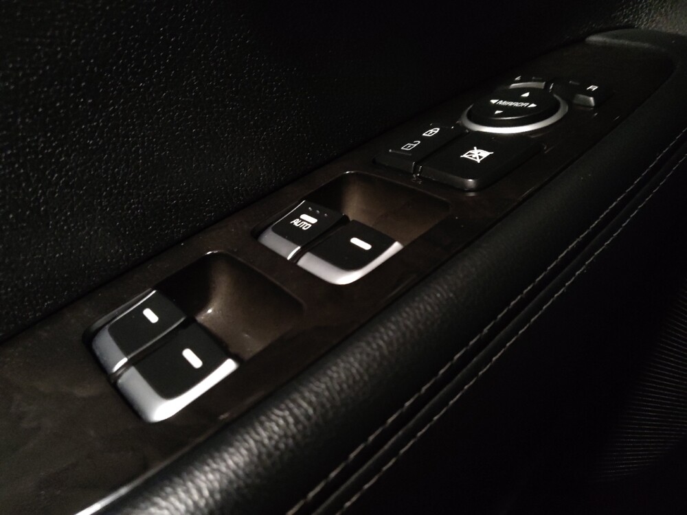 2017 Kia Sorento in Orlando, FL 32808 - 18071937 27