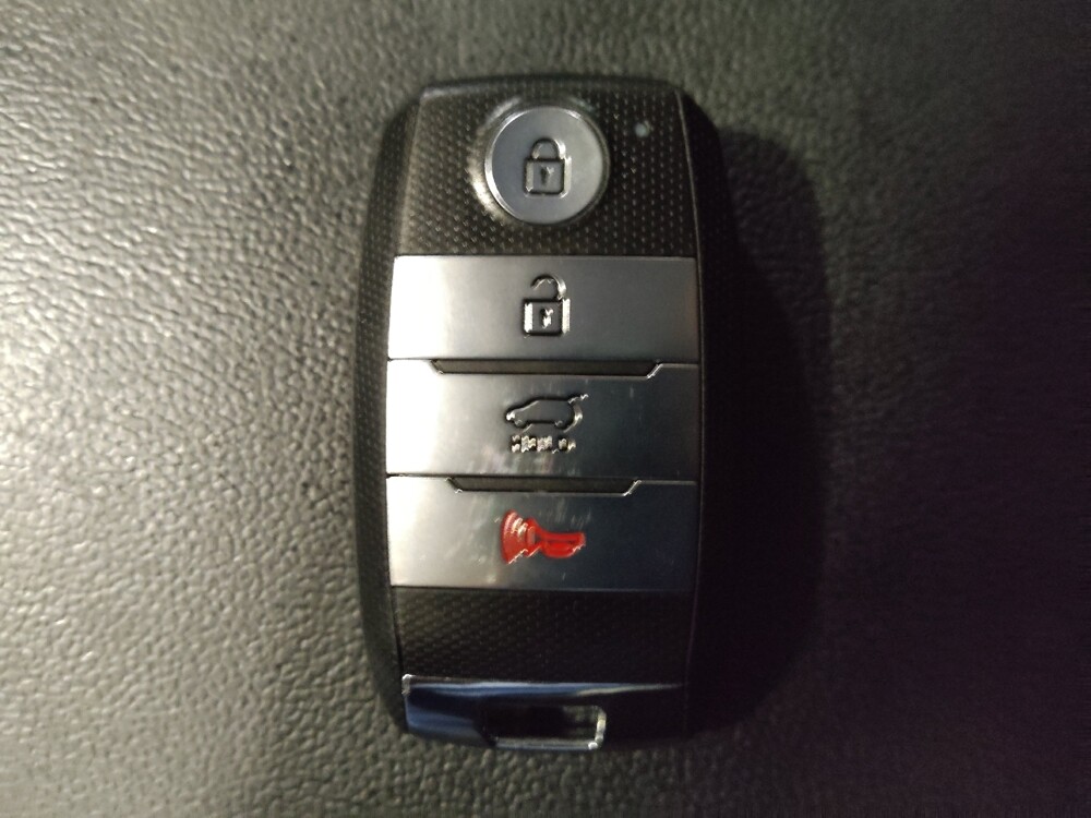 2017 Kia Sorento in Orlando, FL 32808 - 18071937 32