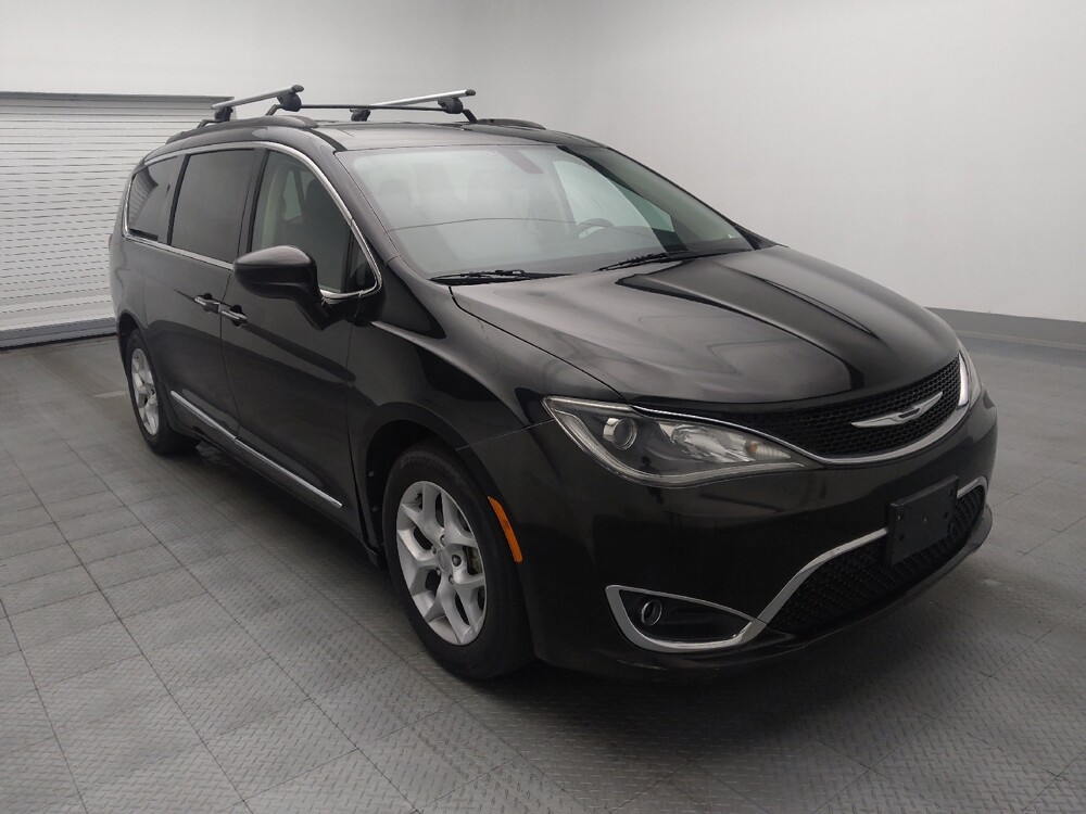 2017 Chrysler Pacifica in Jacksonville, FL 32210 - 18071948 13