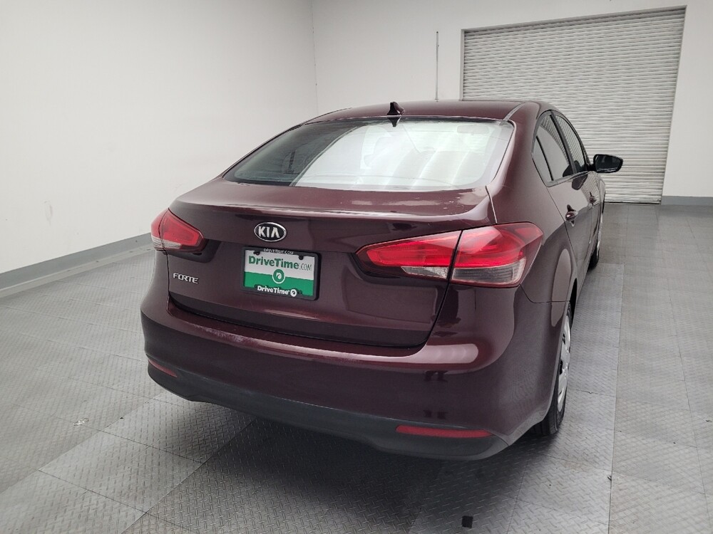 2017 Kia Forte in Montclair, CA 91763 - 18071970 7