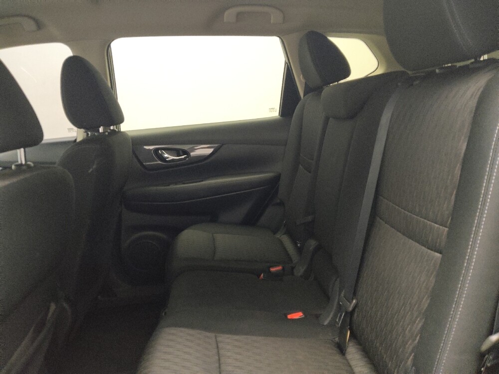 2017 Nissan Rogue in Knoxville, TN 37923 - 18071975 18