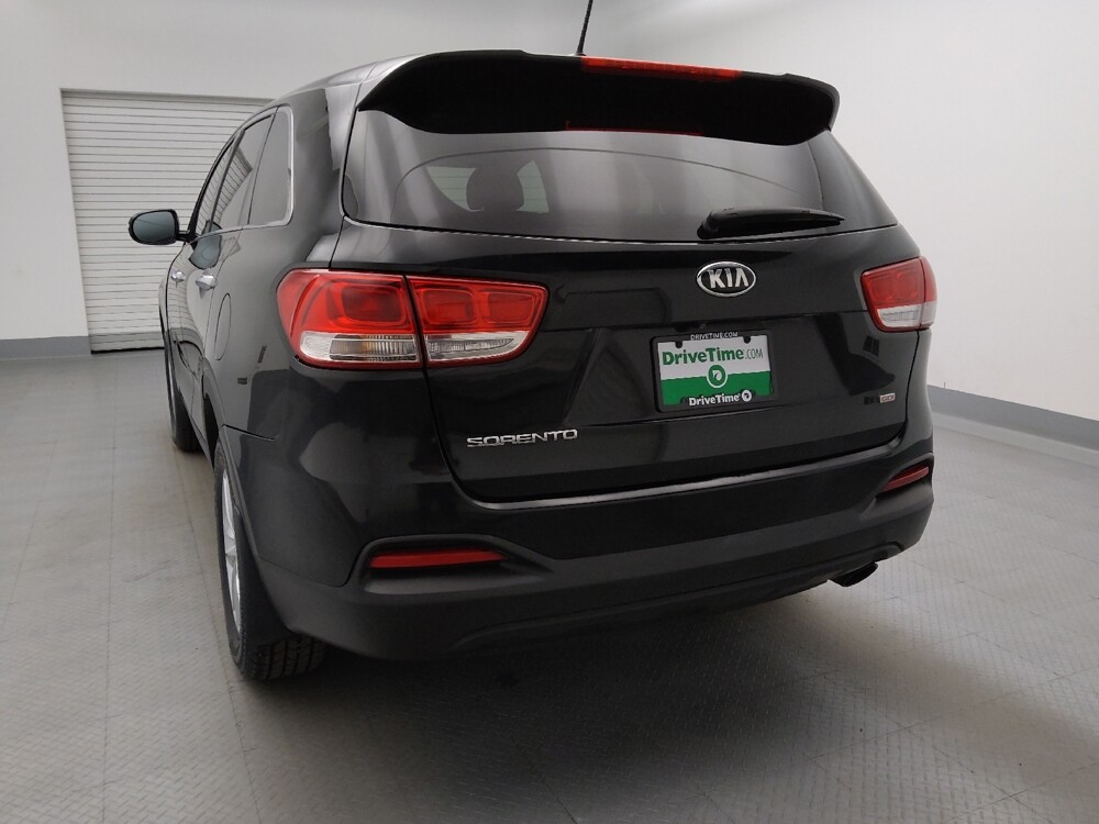 2018 Kia Sorento in Lakewood, CO 80215 - 18072003 7
