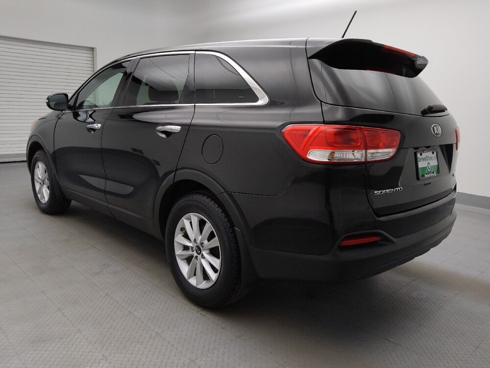 2018 Kia Sorento in Lakewood, CO 80215 - 18072003 5
