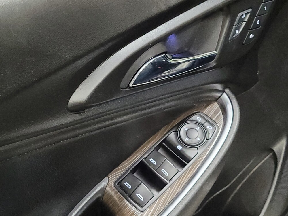 2017 Chevrolet Malibu in Newport News, VA 23601 - 18072014 27