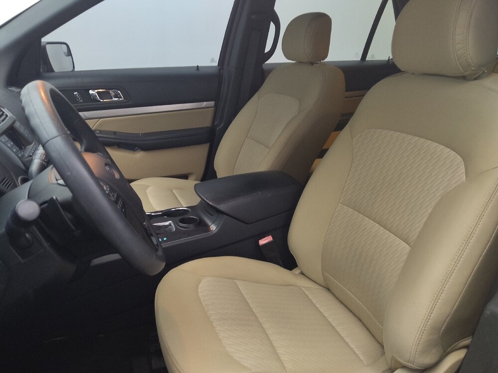 2017 Ford Explorer in Sanford, FL 32773 - 18072035 17