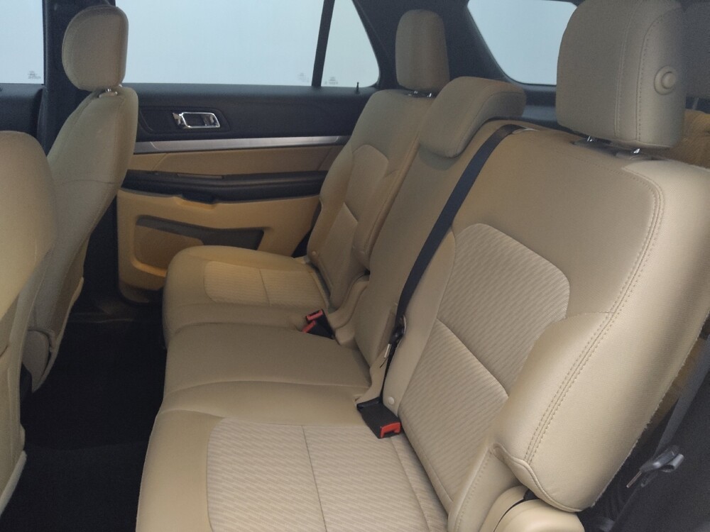 2017 Ford Explorer in Sanford, FL 32773 - 18072035 18