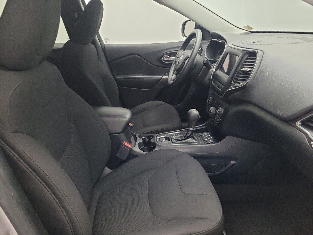 2019 Jeep Cherokee in Sanford, FL 32773 - 18072048 21