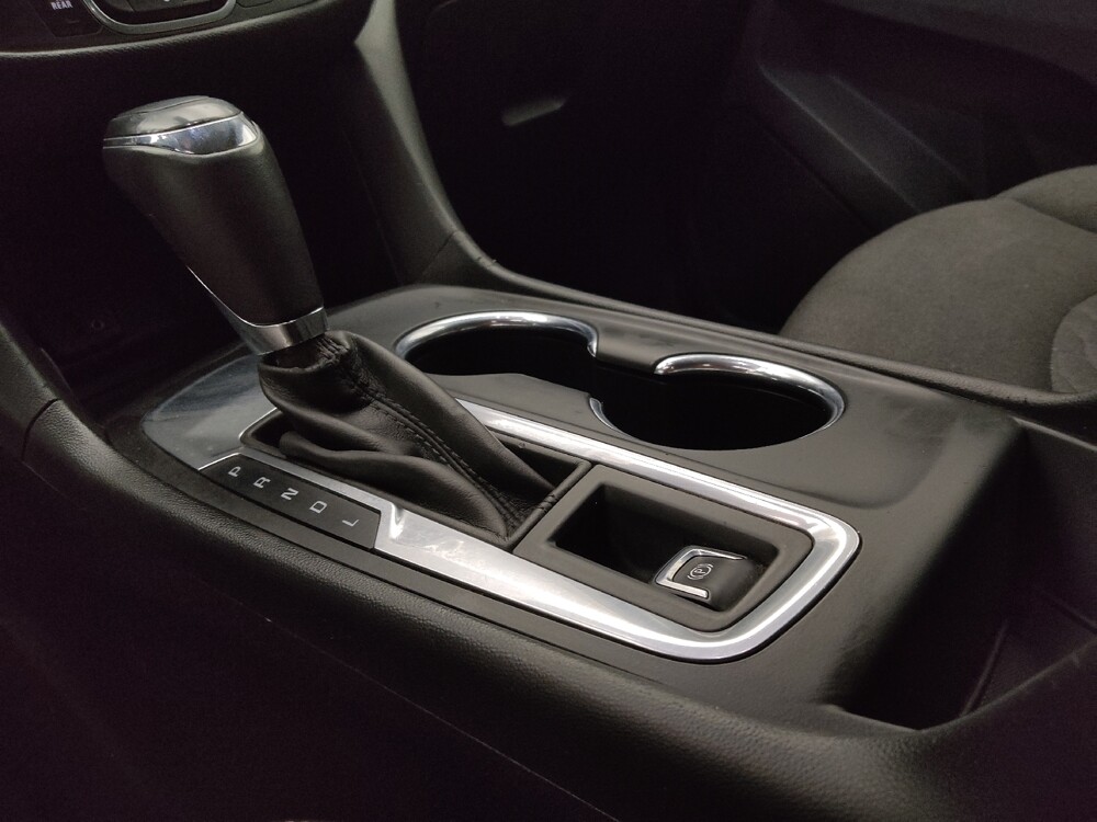 2018 Chevrolet Equinox in Lakewood, CO 80215 - 18072071 26