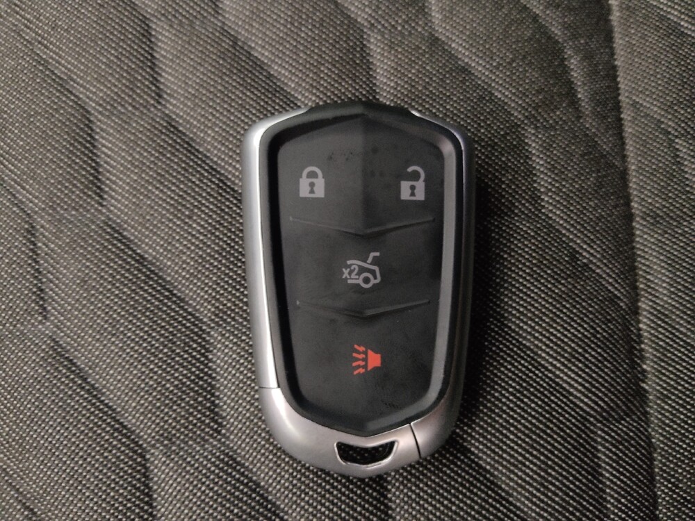 2018 Chevrolet Equinox in Lakewood, CO 80215 - 18072071 32