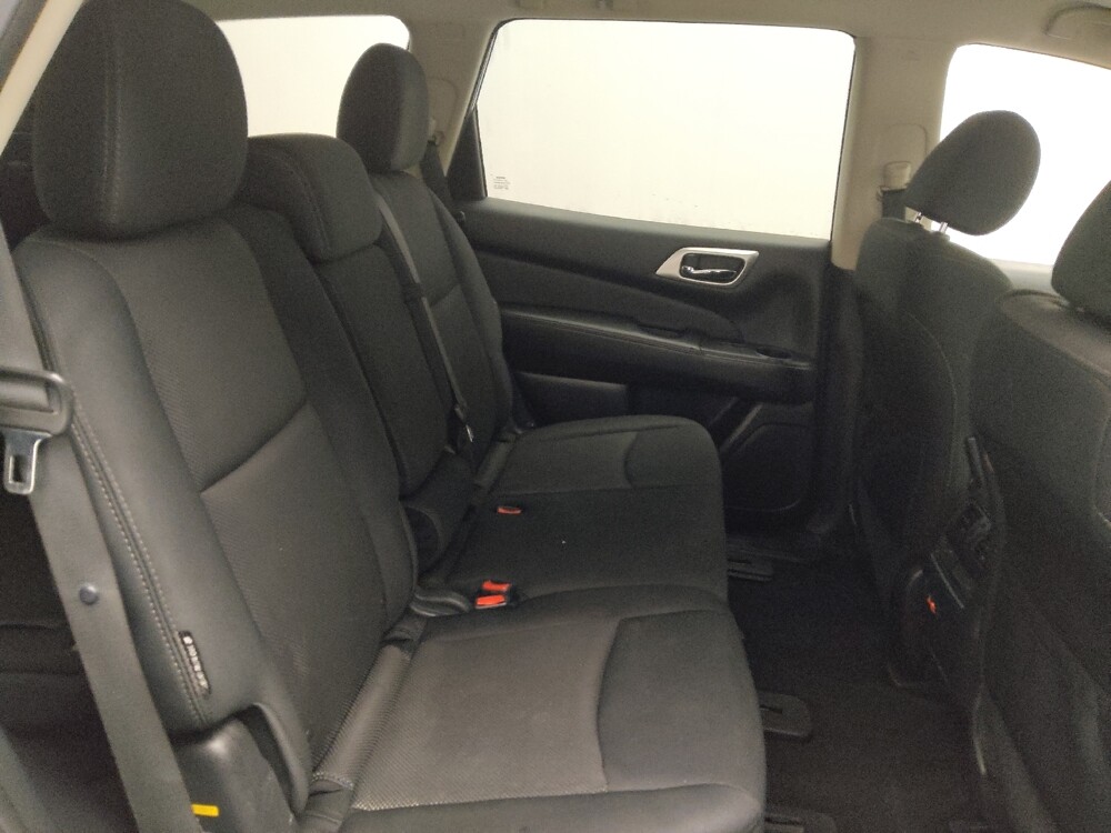 2020 Nissan Pathfinder in Athens, GA 30606 - 18072075 19