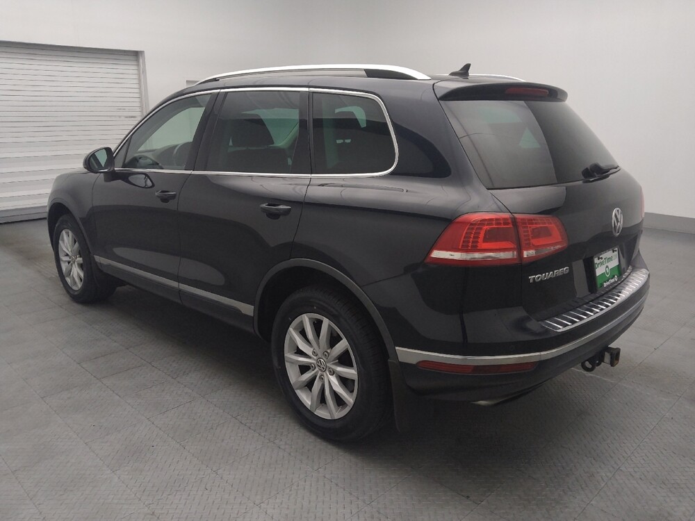 2016 Volkswagen Touareg in Sanford, FL 32773 - 18072083 3