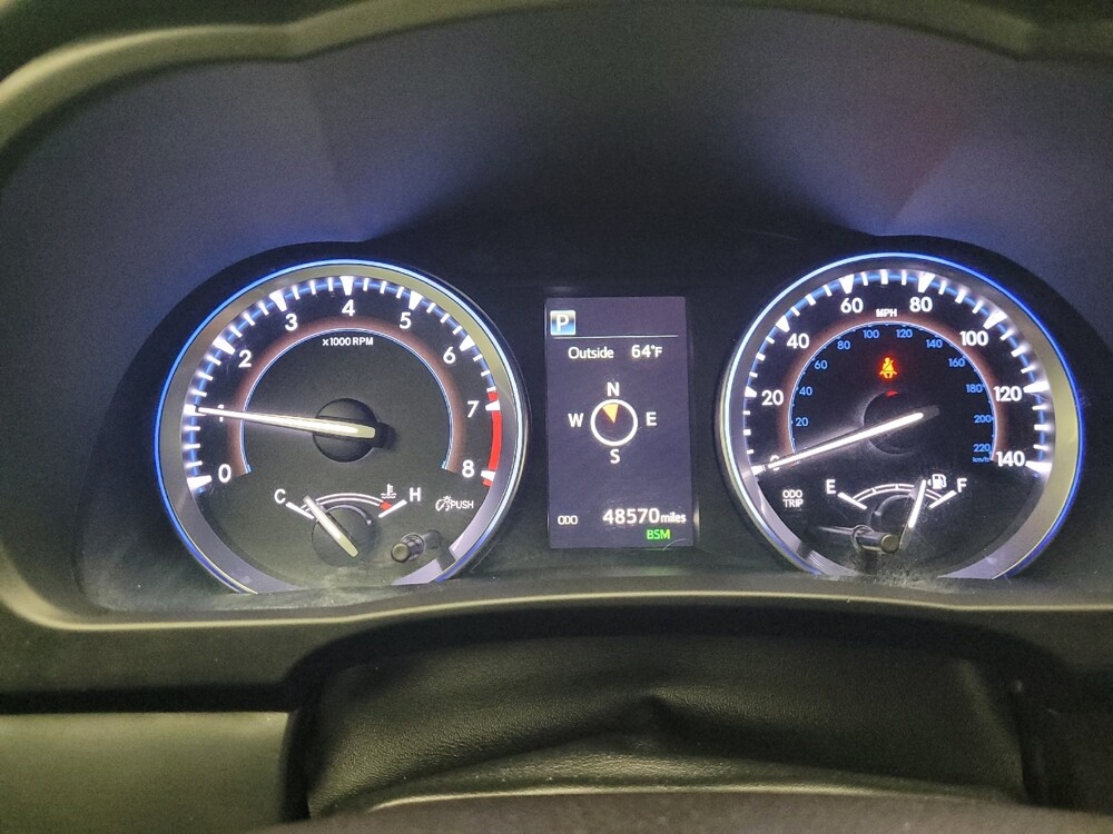 2018 Toyota Highlander in Eastpointe, MI 48021 - 18072090 23