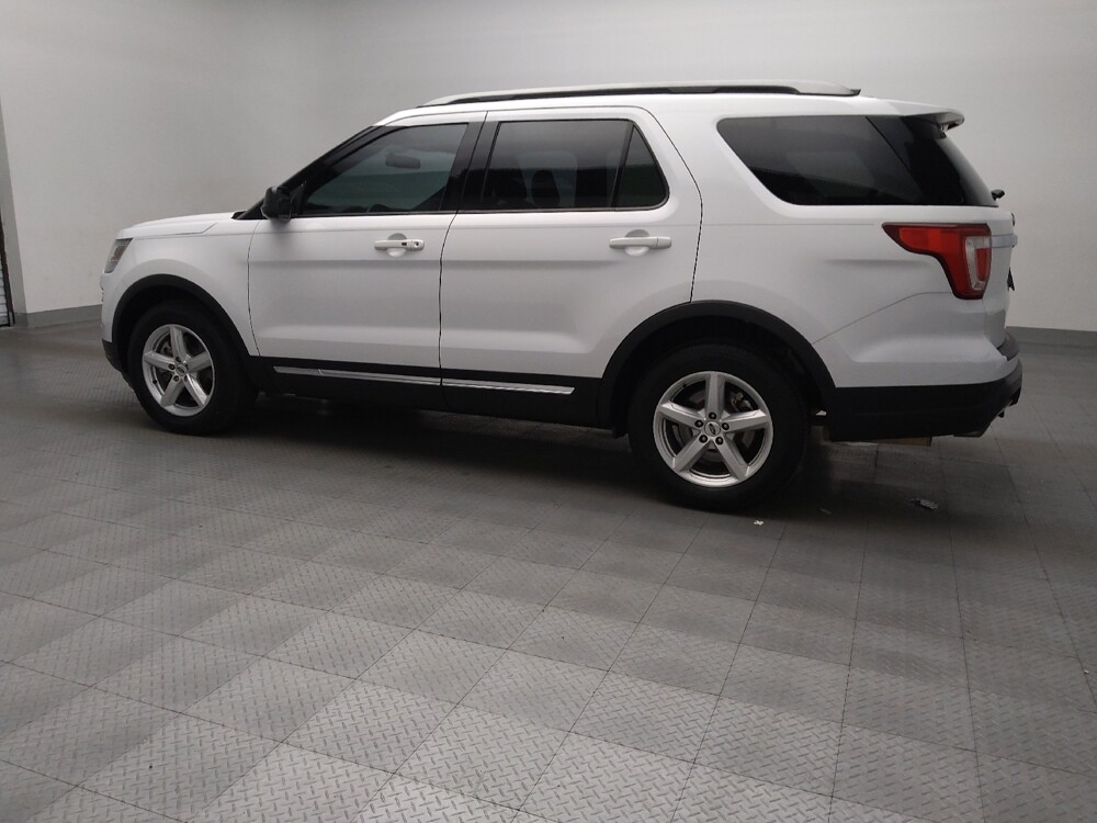 2018 Ford Explorer in Fort Worth, TX 76116 - 18072098 3