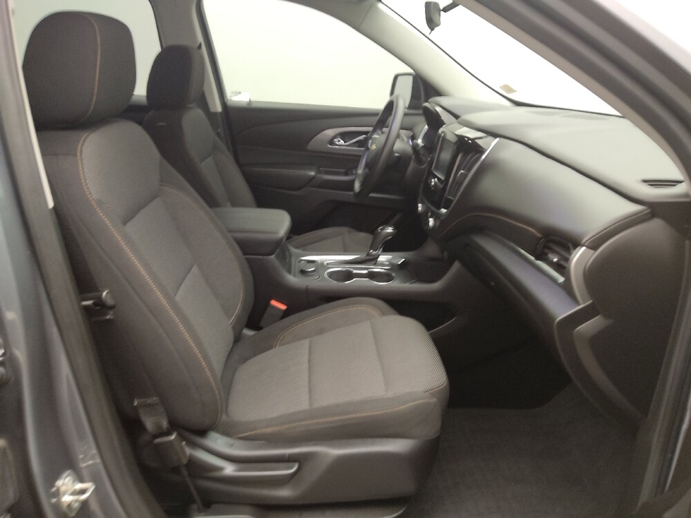 2019 Chevrolet Traverse in Springfield, MO 65807 - 18072099 21