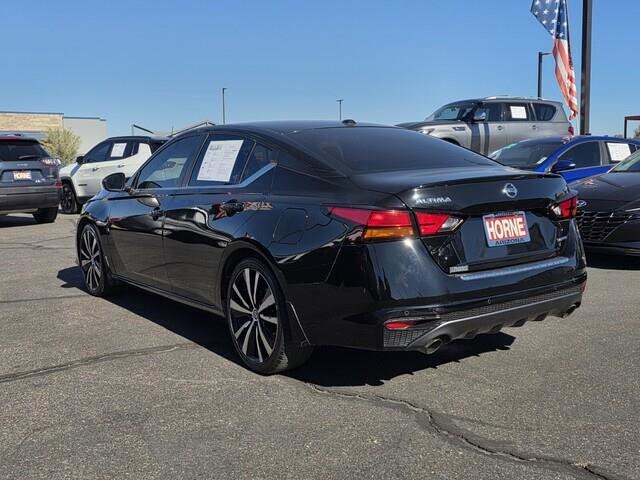 2021 Nissan Altima in Mesa, AZ 85212 - 18072137 37