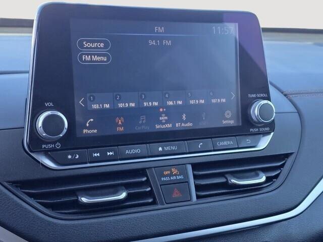 2021 Nissan Altima in Mesa, AZ 85212 - 18072137 17