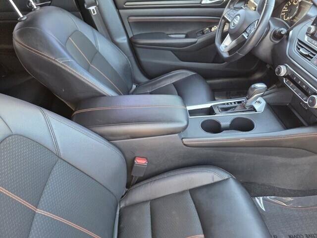 2021 Nissan Altima in Mesa, AZ 85212 - 18072137 30