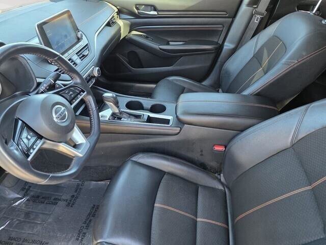 2021 Nissan Altima in Mesa, AZ 85212 - 18072137 13