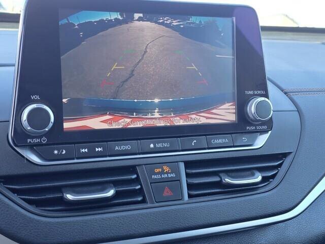 2021 Nissan Altima in Mesa, AZ 85212 - 18072137 44