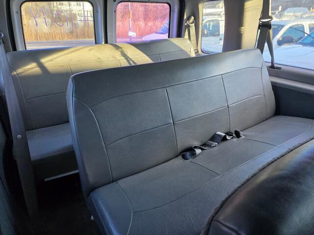 2007 Ford E-350 and Econoline 350 in Blauvelt, NY 10913 - 18072139 43