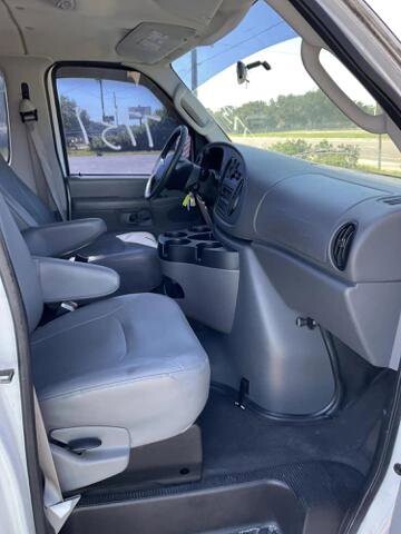 2007 Ford E-350 and Econoline 350 in Blauvelt, NY 10913 - 18072139 9