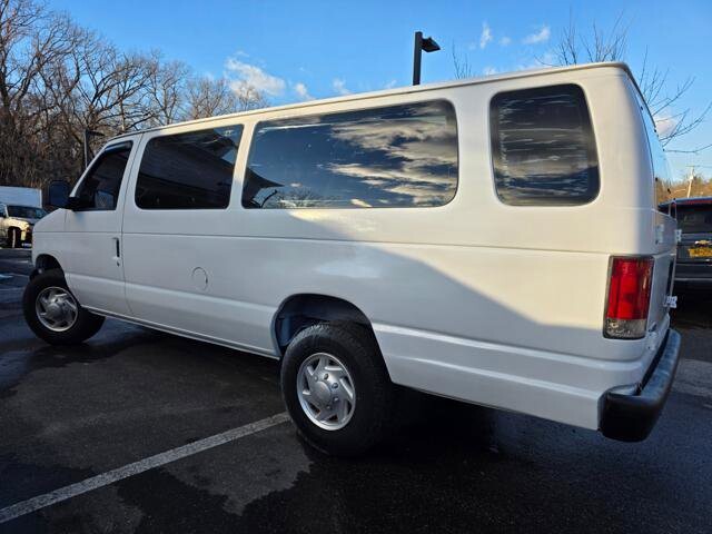 2007 Ford E-350 and Econoline 350 in Blauvelt, NY 10913 - 18072139 5