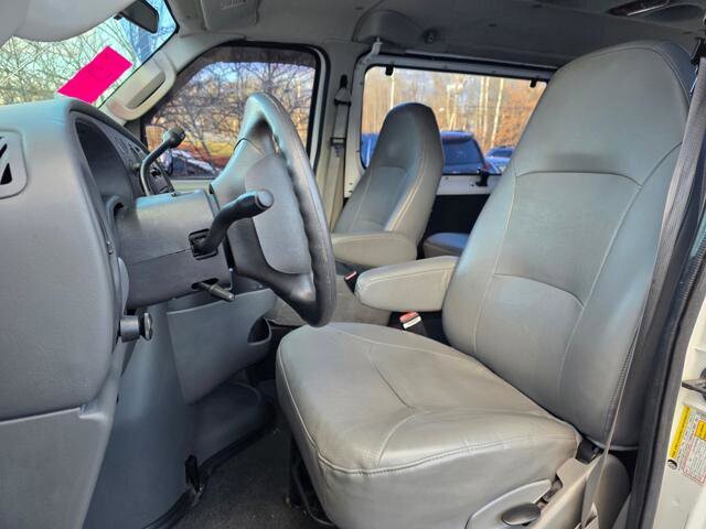 2007 Ford E-350 and Econoline 350 in Blauvelt, NY 10913 - 18072139 12