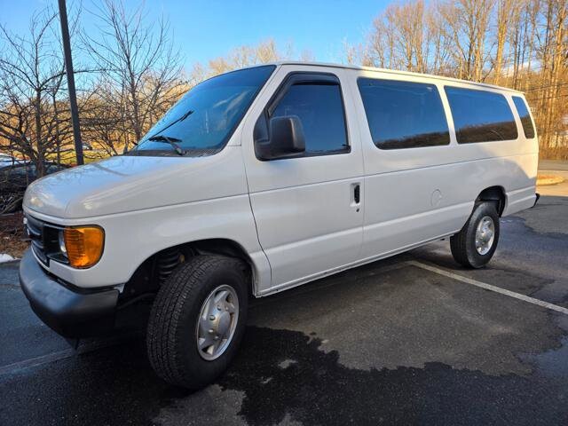 2007 Ford E-350 and Econoline 350 in Blauvelt, NY 10913 - 18072139 3