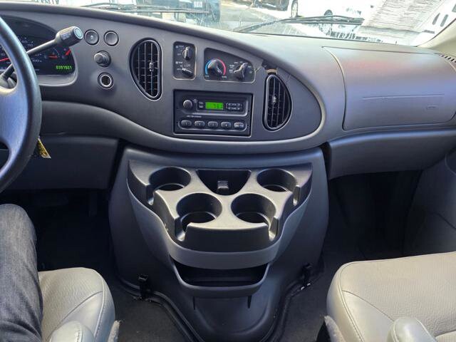 2007 Ford E-350 and Econoline 350 in Blauvelt, NY 10913 - 18072139 16