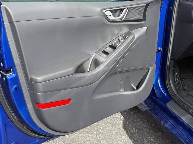 2022 Hyundai Ioniq in Mesa, AZ 85212 - 18072141 44