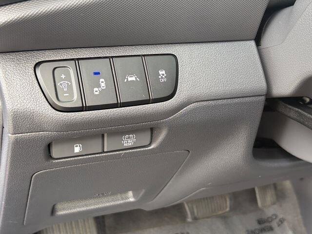 2022 Hyundai Ioniq in Mesa, AZ 85212 - 18072141 16