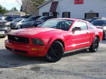 2007 Ford Mustang in Flowery Branch, GA 30542