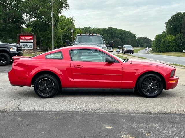 2007 Ford Mustang in Flowery Branch, GA 30542 - 18072144 3