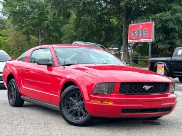2007 Ford Mustang in Flowery Branch, GA 30542